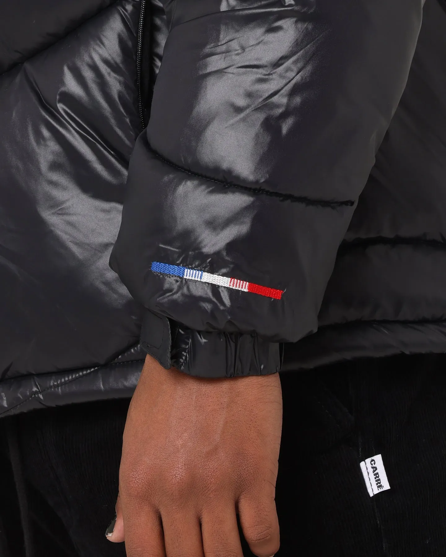 Carré Wave Puffer Jacket Black