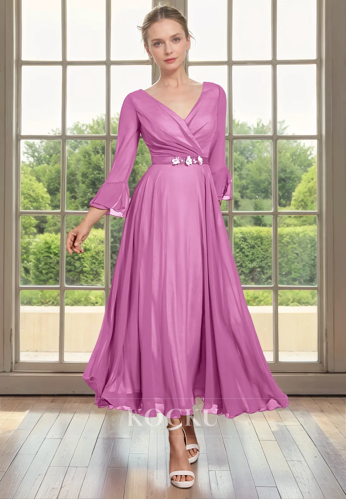 Chic & Modern A-Line V-Neck Long sleeves Cocktail Mother of the Bride Dress With Belt