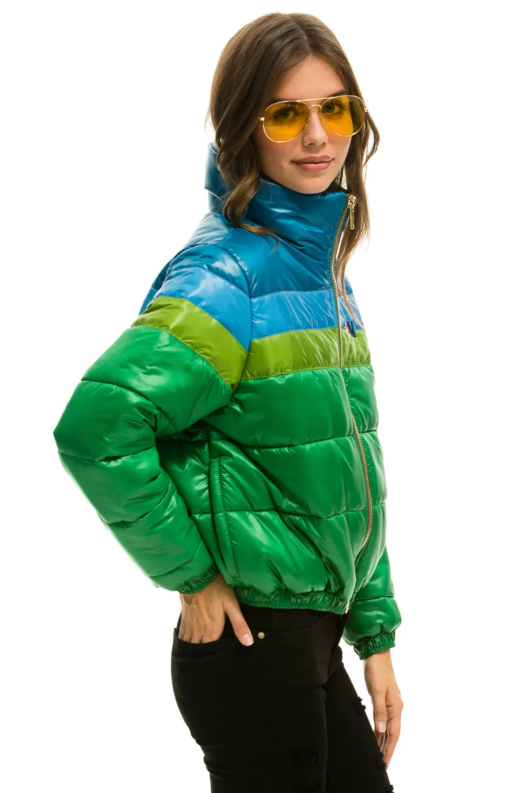 COLOR BLOCK LUXE APRES PUFFER JACKET - AMAZON GLOSSY