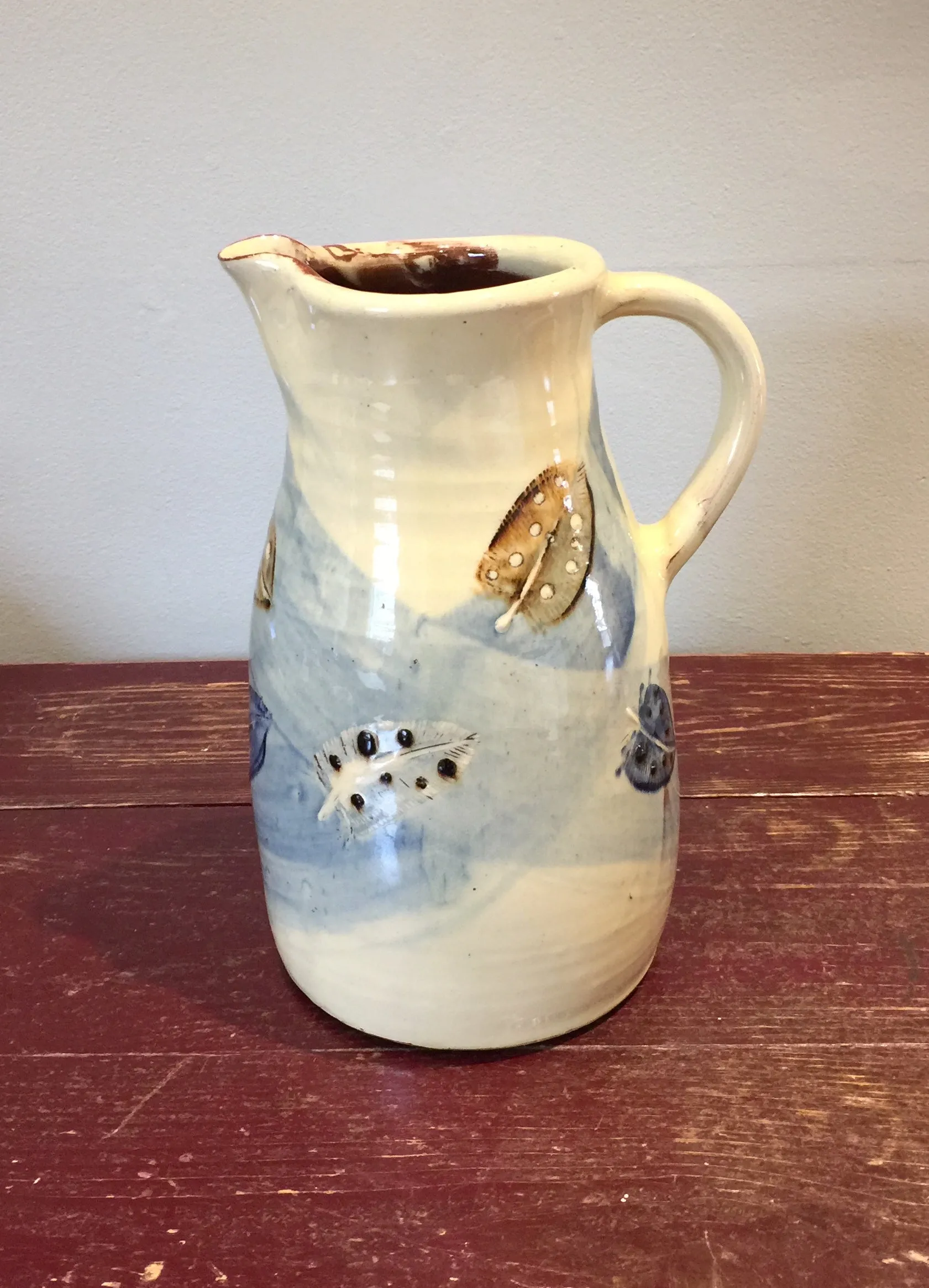 Feathers Jug (Large)