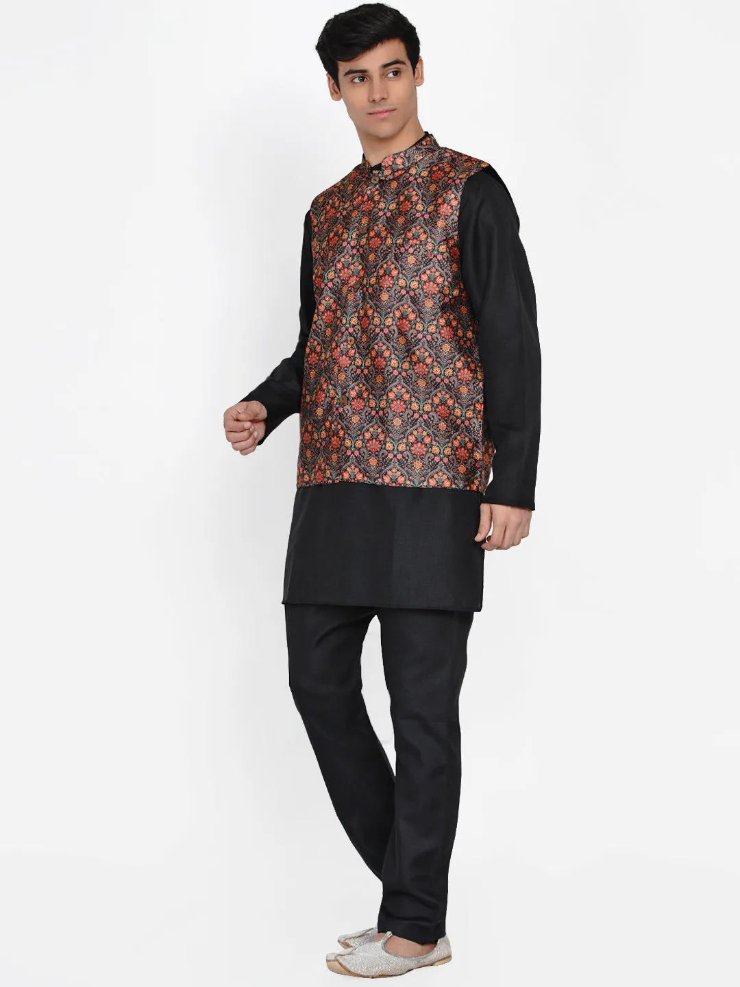 Men Black Ethnic Motifs Layered Kurta with Pyjamas