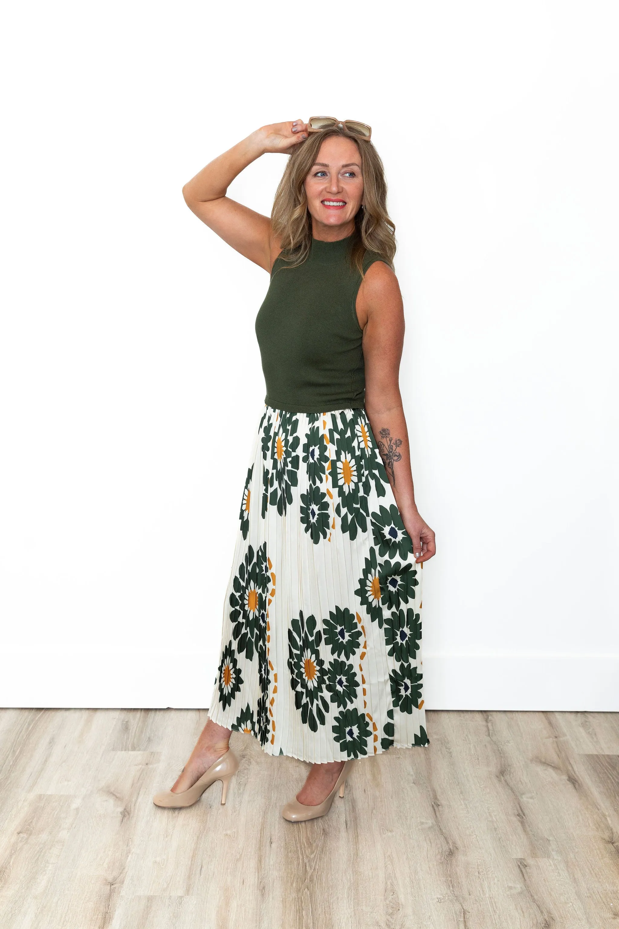 Sleeveless Pleated Maxi Dress - Olive