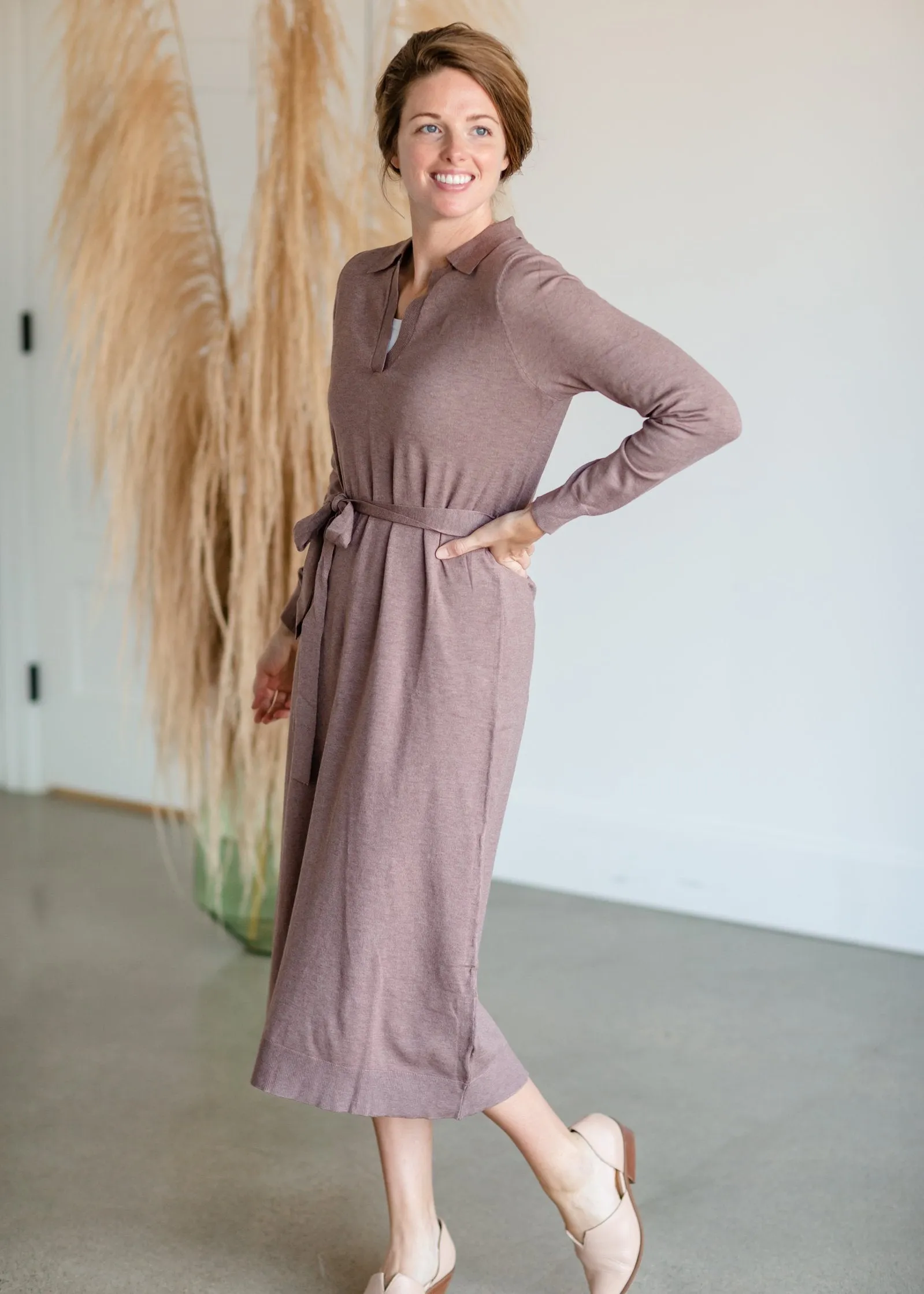 V-Neck Collar Tie Waist Long Sleeve Midi Sweater Dress